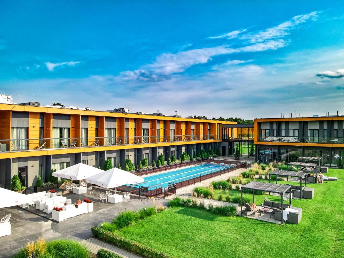 Hotel Bonifacio Spa&Sport Resort Sochocin Dış mekan fotoğraf