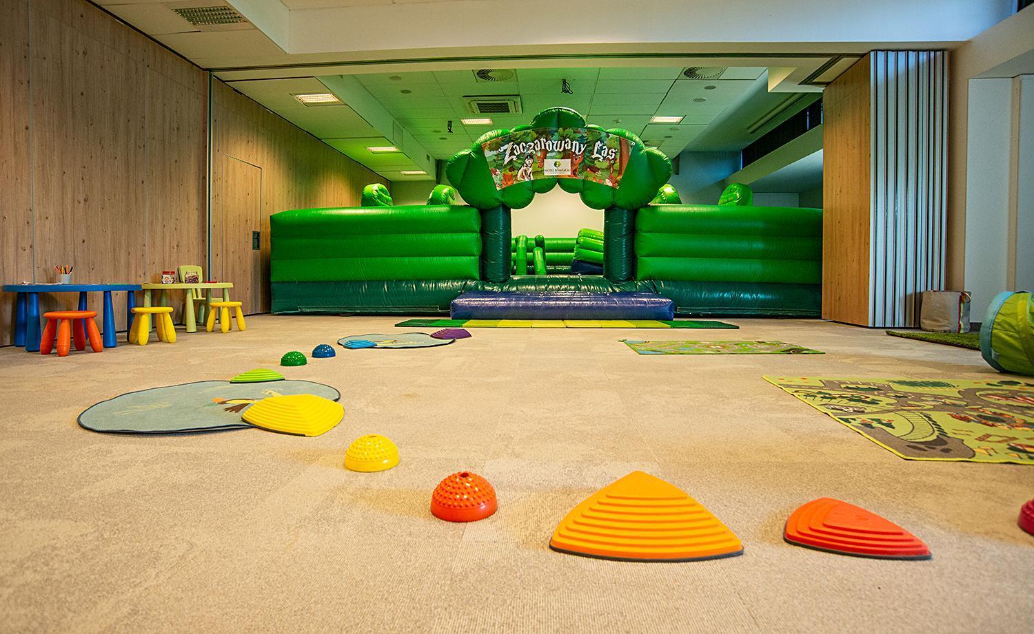 Hotel Bonifacio Spa&Sport Resort Sochocin Dış mekan fotoğraf